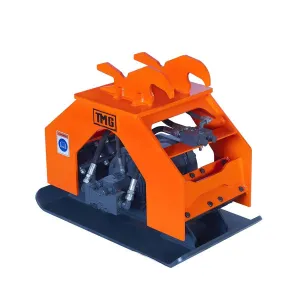 TMG Industrial 8,800-lb Hydraulic Plate Compactor, 2-4 Ton Excavator Weight, 19” Compact Capacity, TMG-ECP21